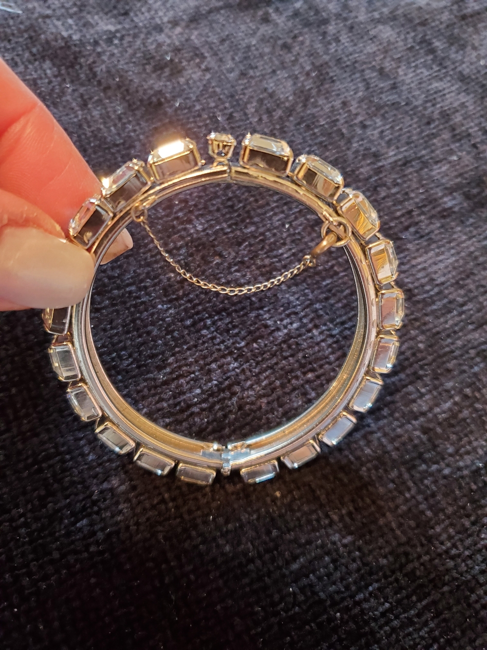 Elegant Crystal-Embellished Silver-Tone Hinged Bangle Bracelet